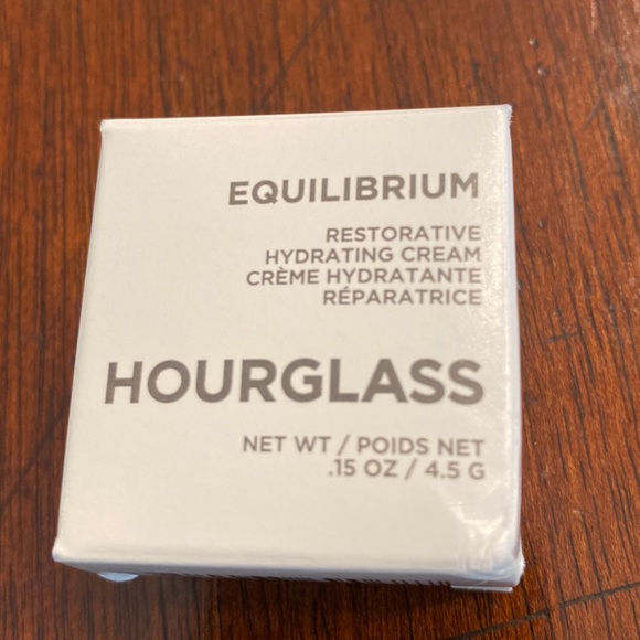 Hourglass Equilibrium Restorative Hydrating Cream Travel Sample Size Unopened - Picture 1 of 11